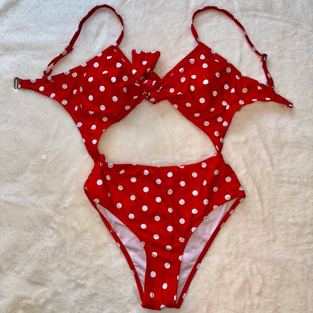 New Women’s Small Bathing Suit